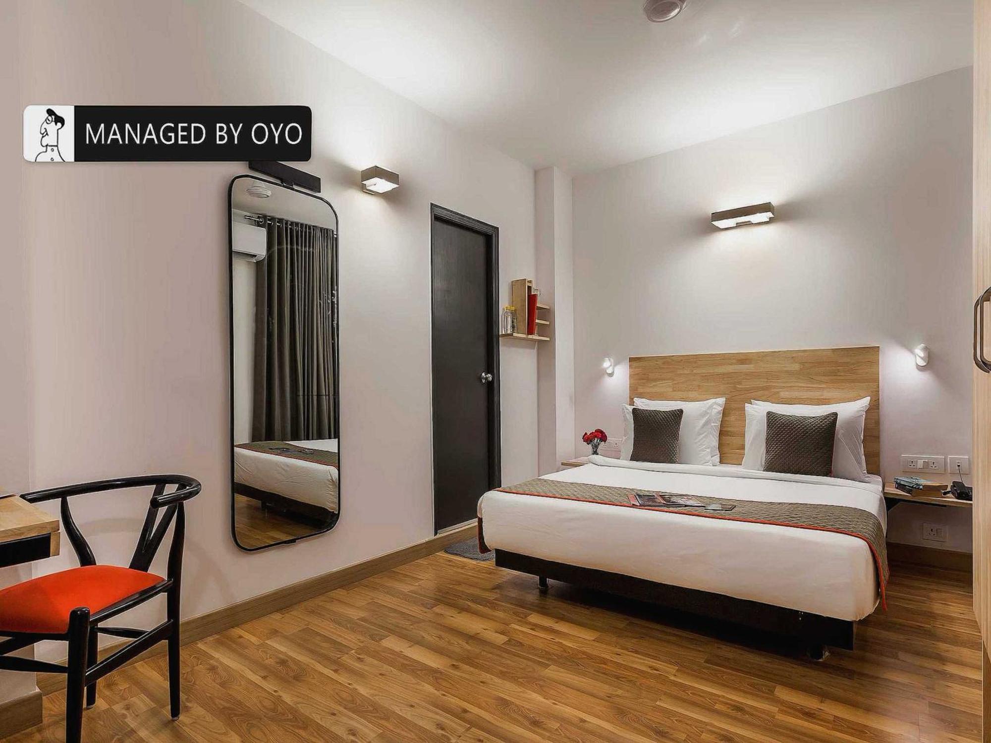 Hotel Gautam Residency นิวเดลี ภายนอก รูปภาพ