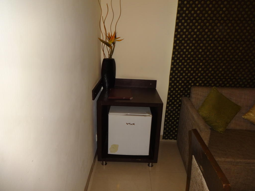 Hotel Gautam Residency นิวเดลี ห้อง รูปภาพ